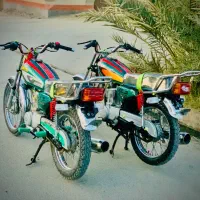 موتور هندا ۱۲۵ احسان ۲۰۰ مسابقه ایی درحد خشک|موتورسیکلت|زاهدان, |دیوار