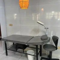 اجاره-اتاق-تخت-مژه-و-میز-ناخن