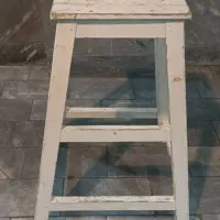 چهار پایه چوبی محکم|صندلی و نیمکت|تبریز, |دیوار