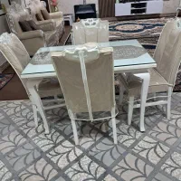 میز نهار خوری درحد نو باکاورفروخته میشه