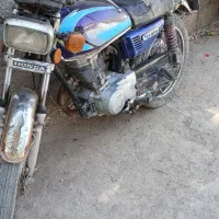 هندا ۱۲۵ مدل ۸۲ سی جی