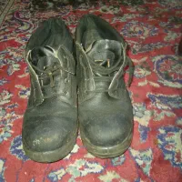 کفش ایمنی سایز 40