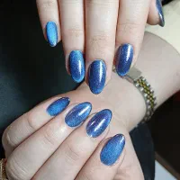 آموزش و خدمات کاشت ناخن(قیمت هارو ببین)