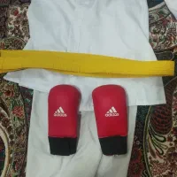 لباس کاراته ،دستکش کاراته ویک عدد کمربند زرد