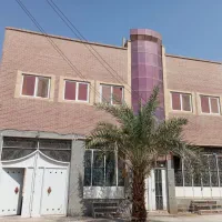 خانه با حیاط دلباز و لوله کشی پوش۸۰۰ متری|فروش خانه و ویلا|یزد, |دیوار