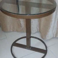 میز آهنی گرد|میز و صندلی غذاخوری|مشهد, کوی المهدی|دیوار