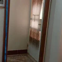 آینه قدی با قاب چوبی