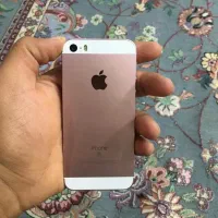 ایفون SE رزگلد