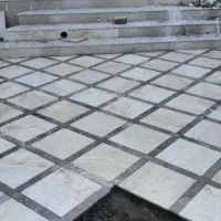 استا بنای همه کاره