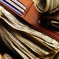 ۱۰۰ نفر دعوت کنید ، ۱۸ میلیون تومان هدیه یگیرید