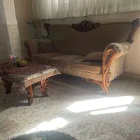 مبل 7 نفره همراه با میز عسلی