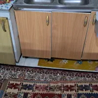 کابینت فلزی تمیز برای خانه