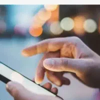 فروشنده آنلاین محصولات آرایشی در منزل خود باشید