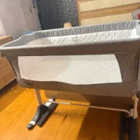 تخت کنار مادر نو زویی سه بار استفاده شده