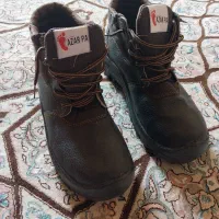 کفش کار|کیف، کفش، کمربند|شیراز, شهرک گلها|دیوار