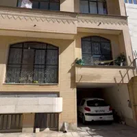 فروش خانه ویلایی دو طبقه واقع در شهرک گلستان