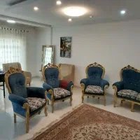 مبل دو سری. ناهار خوری . صندلی . ایینه و شمعدان|مبلمان خانگی و میز عسلی|فریدون‌کنار, |دیوار