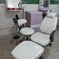 تمام لوازم سالن زیبایی به فروش می‌رسد|آرایشگاه و سالن‌های زیبایی|بروجن, |دیوار