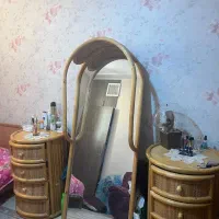 سرویس خواب|تخت و سرویس خواب|صدرا-فارس, فاز ۱|دیوار