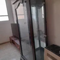 ویترین شیشه ایی|بوفه، ویترین، کنسول|فولادشهر, B8|دیوار