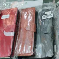 کاور های کتابی و کیف های کمری