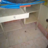 میز تحریر یامعلم