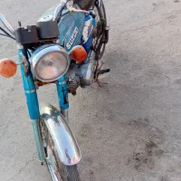 موتور سوزوکی ۸۰