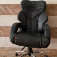 صندلی مدیریتی شیک و راحت