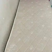 تخت نوجوان همراه با خوشخواب