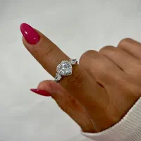 انگشتر جواهری مناسب هدیه