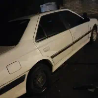 پارس سفید مدل ۸۴ دارای سقف سانرف با صندلی خارجی