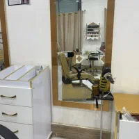 آینه و کنسول مناسب آرایشگاه|آرایشگاه و سالنهای زیبایی|زابل, |دیوار