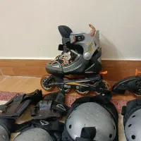 کفش اسکیت درحدنو باهمه لوازم|دوچرخه، اسکیت، اسکوتر|شهریار, شهریار|دیوار