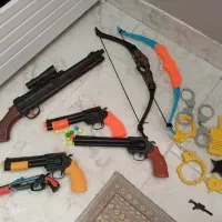 تفنگ و تیرکمان و ...