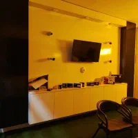 فروش کلیه دکور و تابلو یا واگذاری مغازه