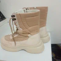 پوتین نو|کیف، کفش، کمربند|اهر, |دیوار