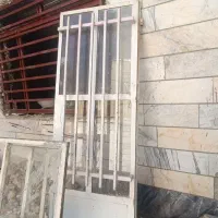 درب و پنجره آهنی|مصالح و تجهیزات ساختمان|بروجرد, |دیوار