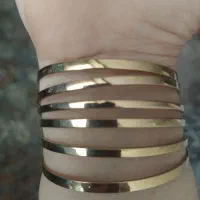 یک عدد النگوی طلا ی آیینه ای سایز 3