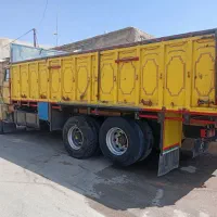 ولوو دهچرخ باری