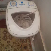 به به  ببین چی دارم