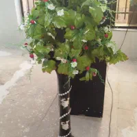 گل و گلدان|گل مصنوعی|میانه, |دیوار