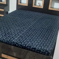 تخت خواب دو نفره همراه خوشخواب طبی و یک عدد پاتختی|تخت و سرویس خواب|تربت جام, پاسداران|دیوار