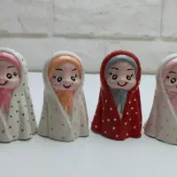 مجسمه دختر چادری همراه با سجاده|مجسمه، تندیس، ماکت|یزد, |دیوار