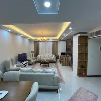 83 متر* فــول امکانات * خوش نقشه * فروشنده واقعی