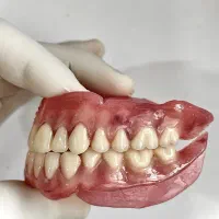 کاراموز لابراتوار دندانسازی|استخدام درمانی، زیبایی، بهداشتی|تبریز, |دیوار