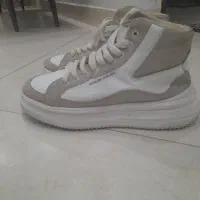 کتونی ساقدار