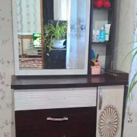 میز آرایش و دراور آهنی|جاکفشی، کمد، دراور|خرمشهر, |دیوار