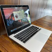 لپتاپ اپل ، مک بوک پرو