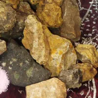 سنگ طلا وشهاب زیبا به صورت یکجا