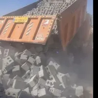 بلوک استخری سیمانی توپر (بارگیری رایگان)|عمده‌فروشی|اصفهان, خانه اصفهان|دیوار